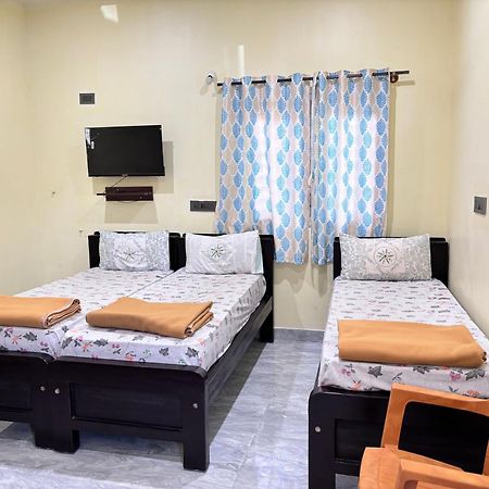 Sri Siri Lodge And Hotel Chikmagalur Ngoại thất bức ảnh
