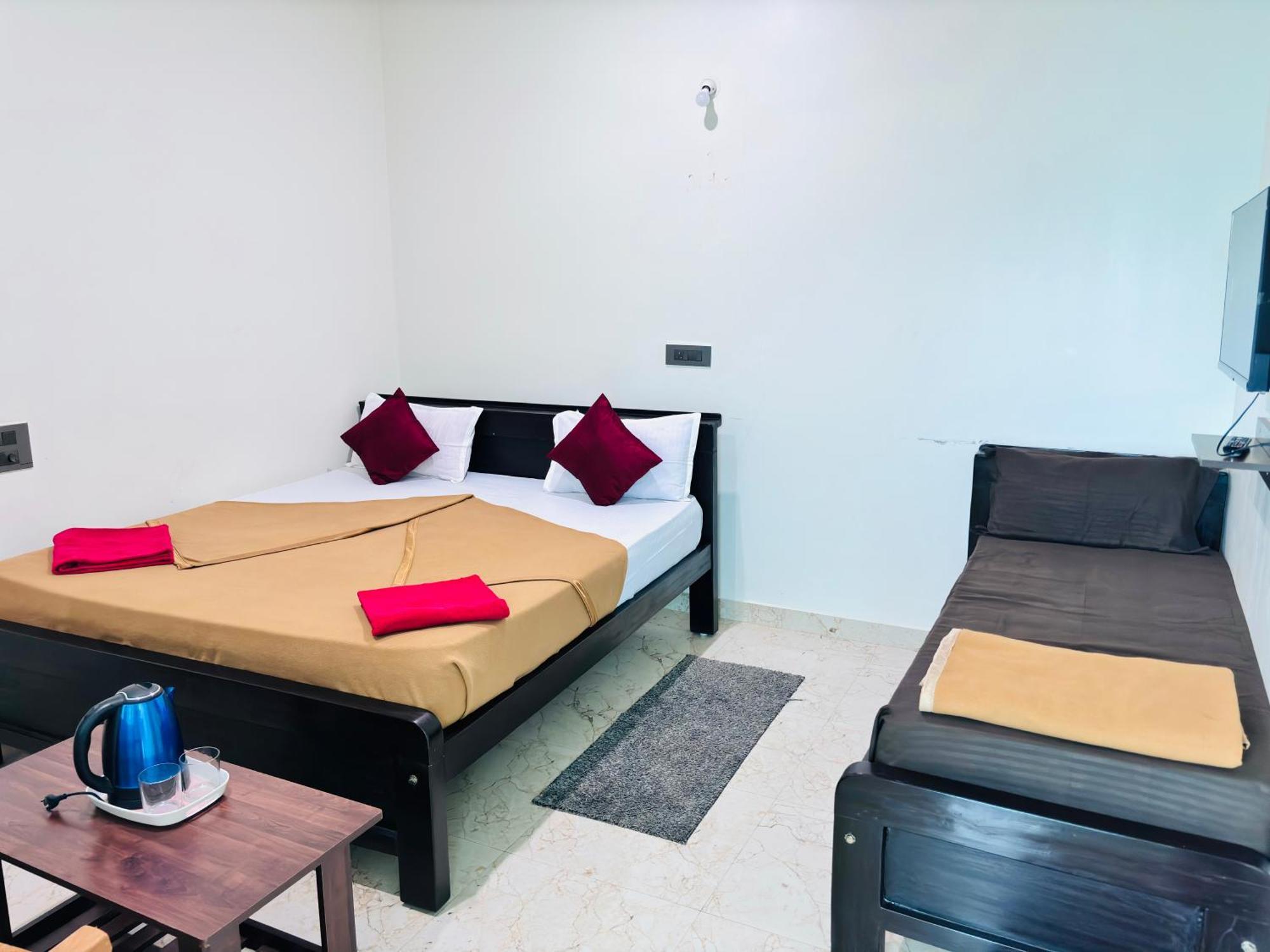 Sri Siri Lodge And Hotel Chikmagalur Ngoại thất bức ảnh