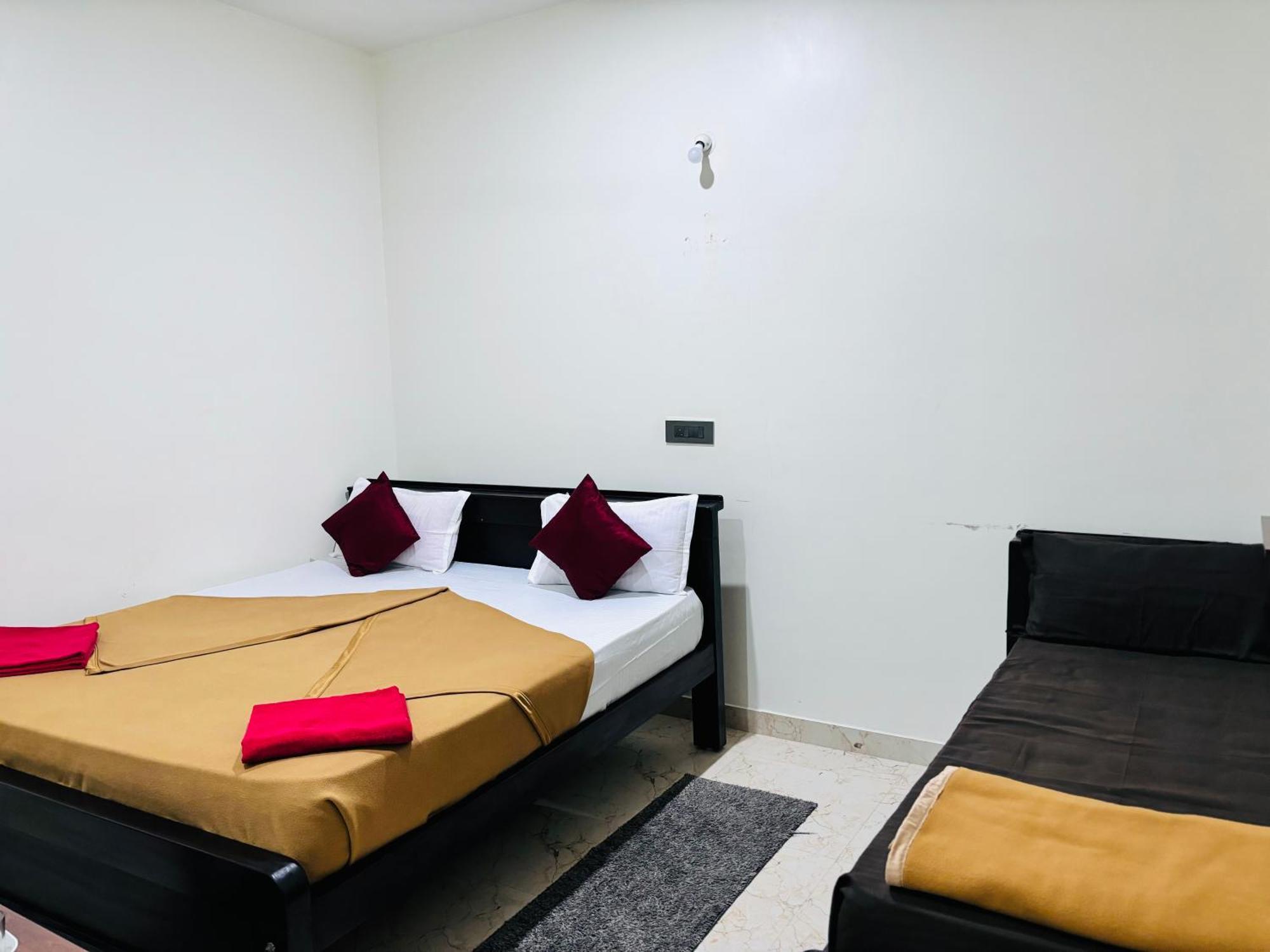 Sri Siri Lodge And Hotel Chikmagalur Ngoại thất bức ảnh