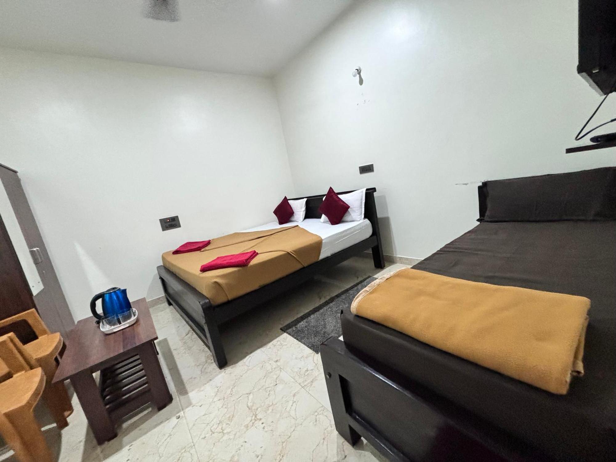 Sri Siri Lodge And Hotel Chikmagalur Ngoại thất bức ảnh
