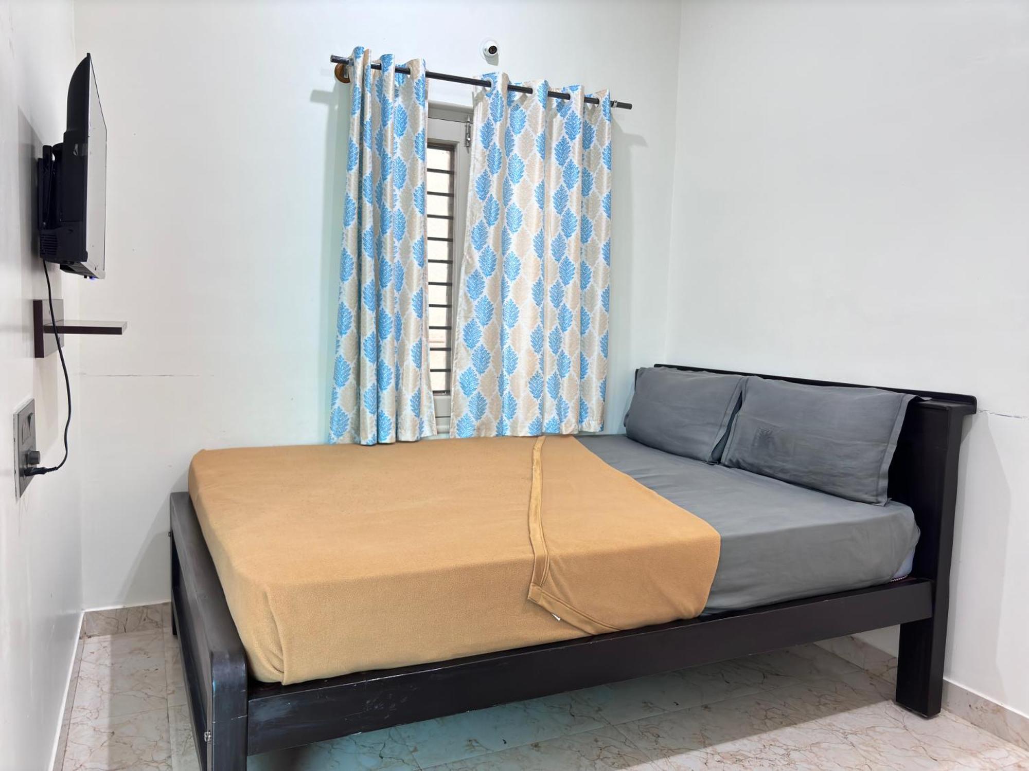 Sri Siri Lodge And Hotel Chikmagalur Ngoại thất bức ảnh